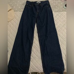 Abercrombie The Ultra Loose Low Rise Jeans